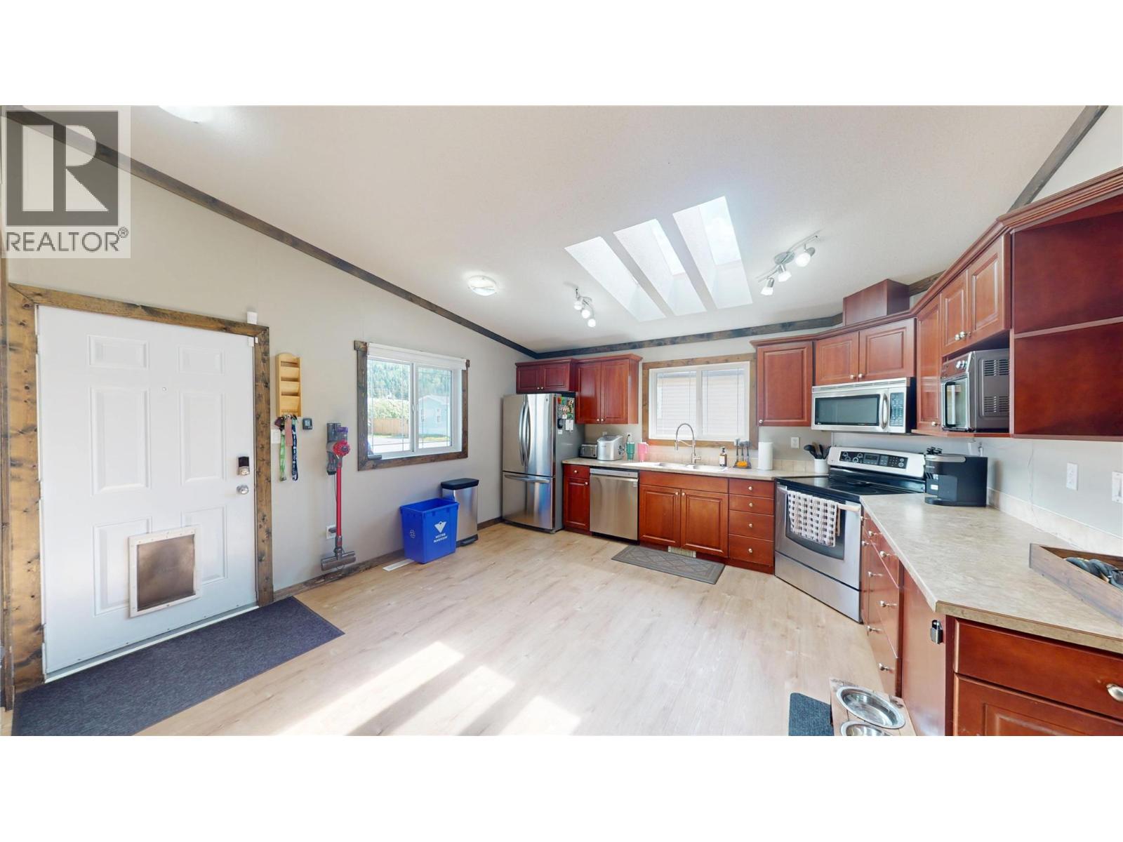 100 Industrial Road 1 Unit# 101, Sparwood, British Columbia  V0B 2G1 - Photo 4 - 10388866