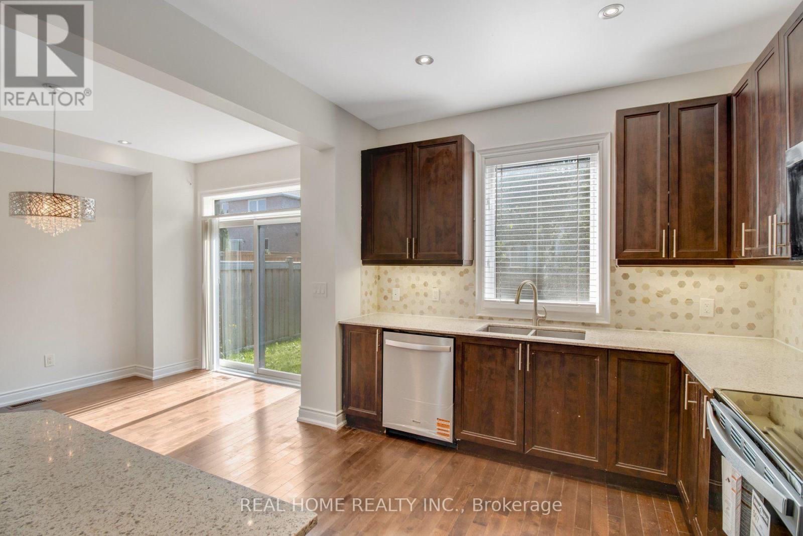 490 Rita's Avenue, Newmarket, Ontario  L3X 2M8 - Photo 26 - N13648066