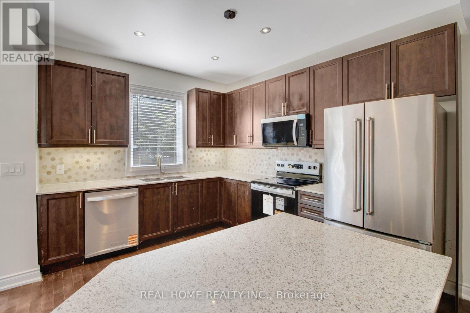 490 Rita's Avenue, Newmarket, Ontario  L3X 2M8 - Photo 25 - N13648066
