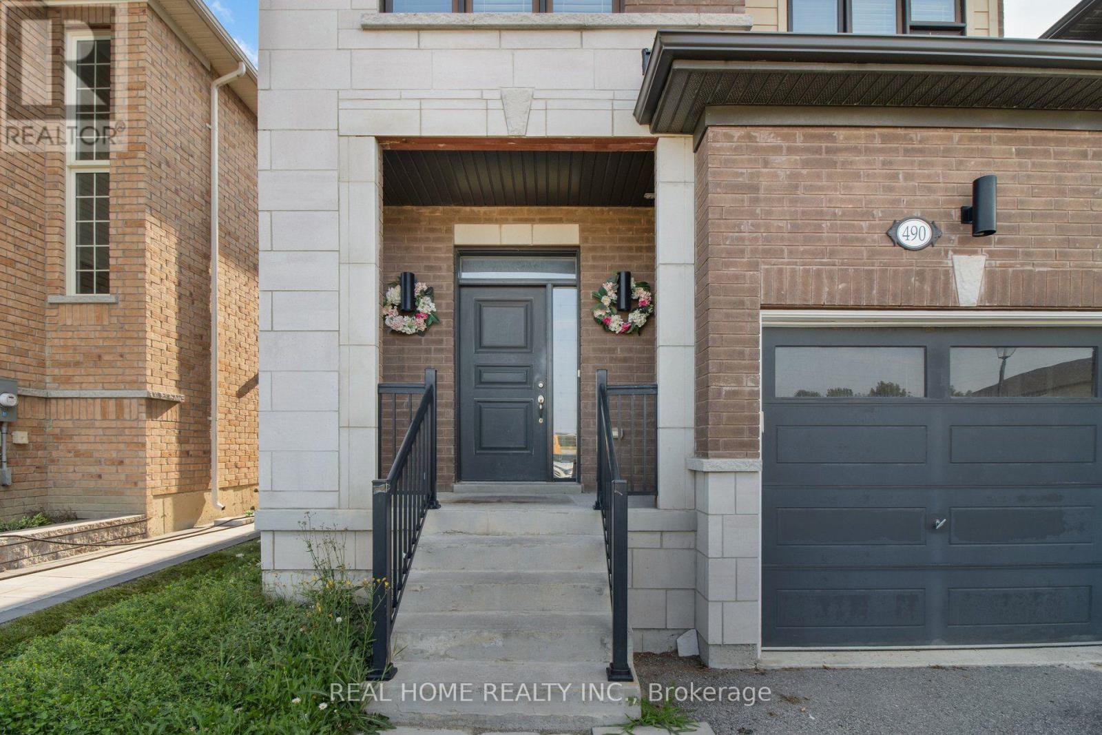 490 Rita's Avenue, Newmarket, Ontario  L3X 2M8 - Photo 2 - N13648066