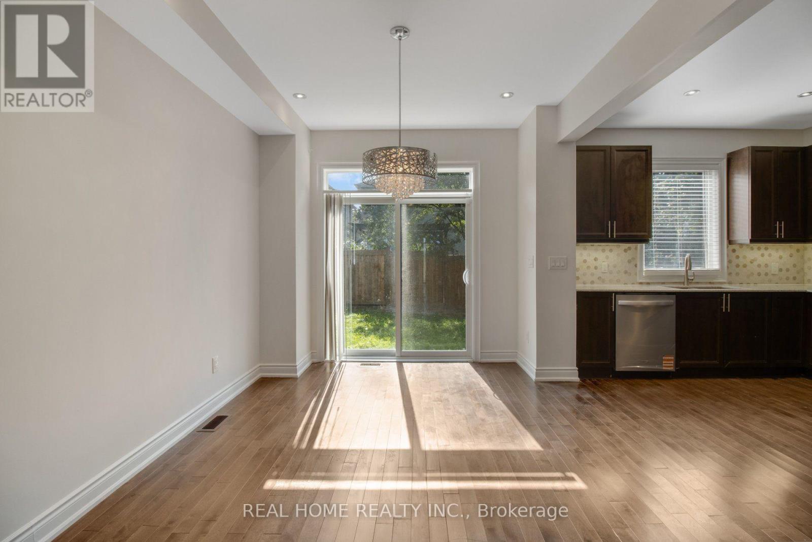 490 Rita's Avenue, Newmarket, Ontario  L3X 2M8 - Photo 22 - N13648066