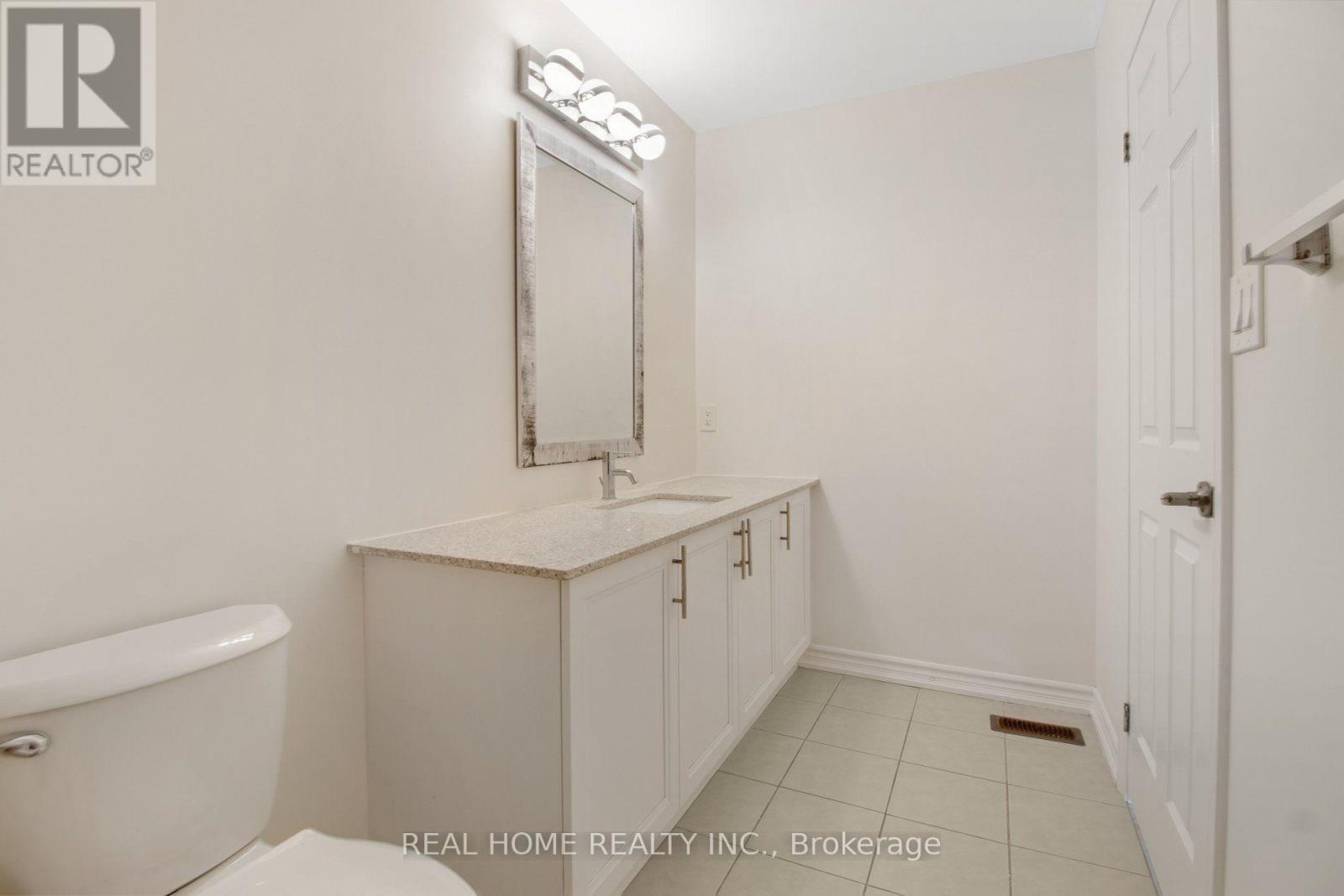 490 Rita's Avenue, Newmarket, Ontario  L3X 2M8 - Photo 35 - N13648066
