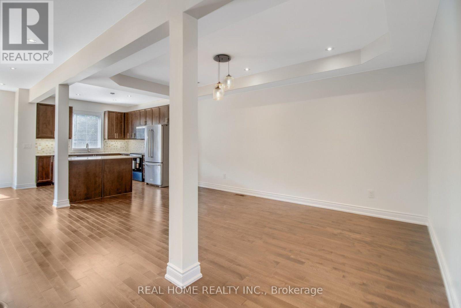 490 Rita's Avenue, Newmarket, Ontario  L3X 2M8 - Photo 9 - N13648066