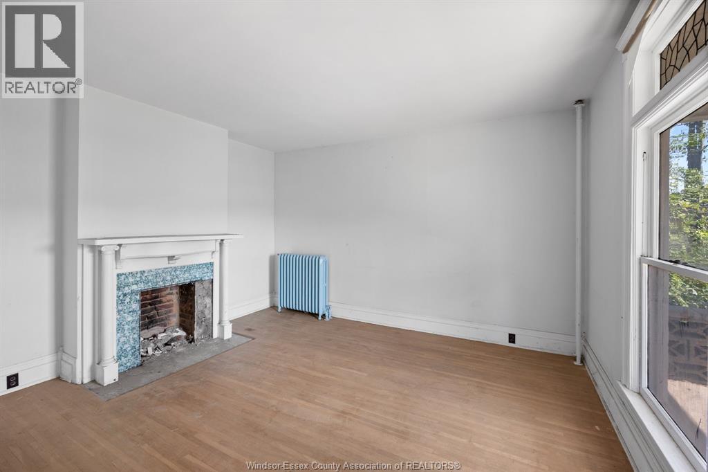 3770 Sandwich Street, Windsor, Ontario  N9C 1C1 - Photo 7 - 26019107