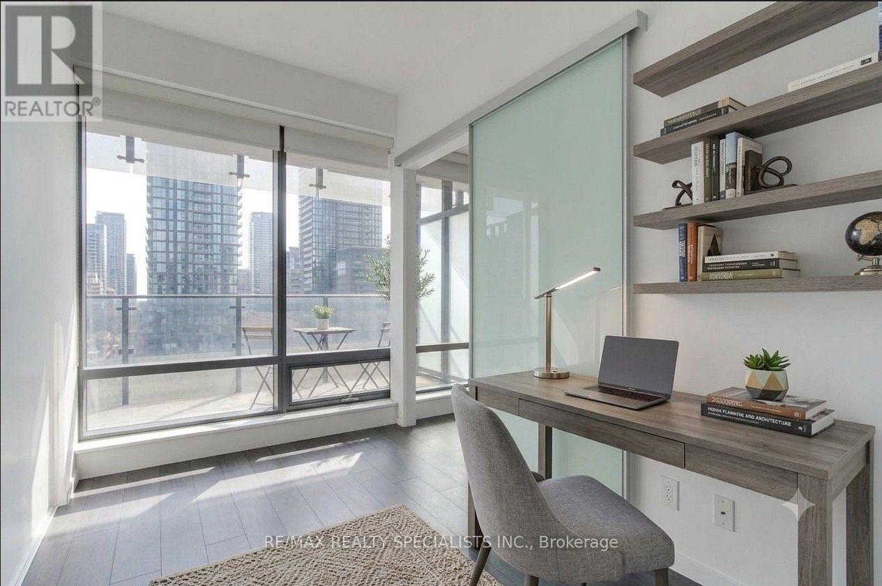 1511 - 5 St Joseph Street, Toronto, Ontario  M4Y 0B6 - Photo 20 - C13648166