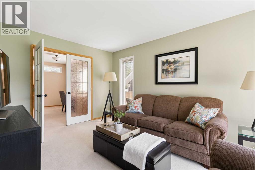 113 Douglasview Court SE, Calgary, Alberta  T2Z 2S8 - Photo 14 - A2335045