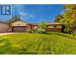 8 CARDWELL COURT, Adjala-Tosorontio, Ontario