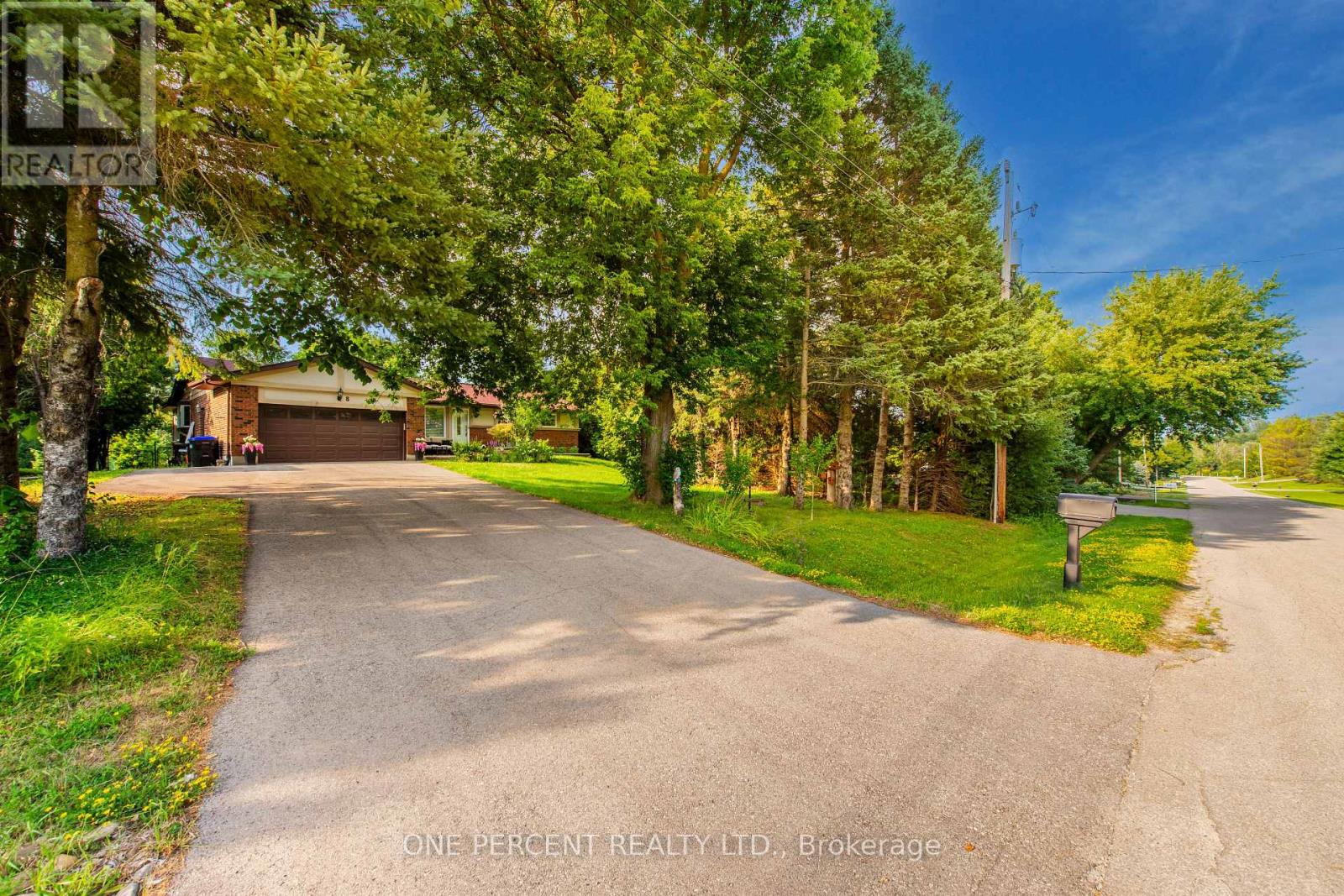 8 Cardwell Court, Adjala-Tosorontio, Ontario  L0G 1W0 - Photo 4 - N13586584