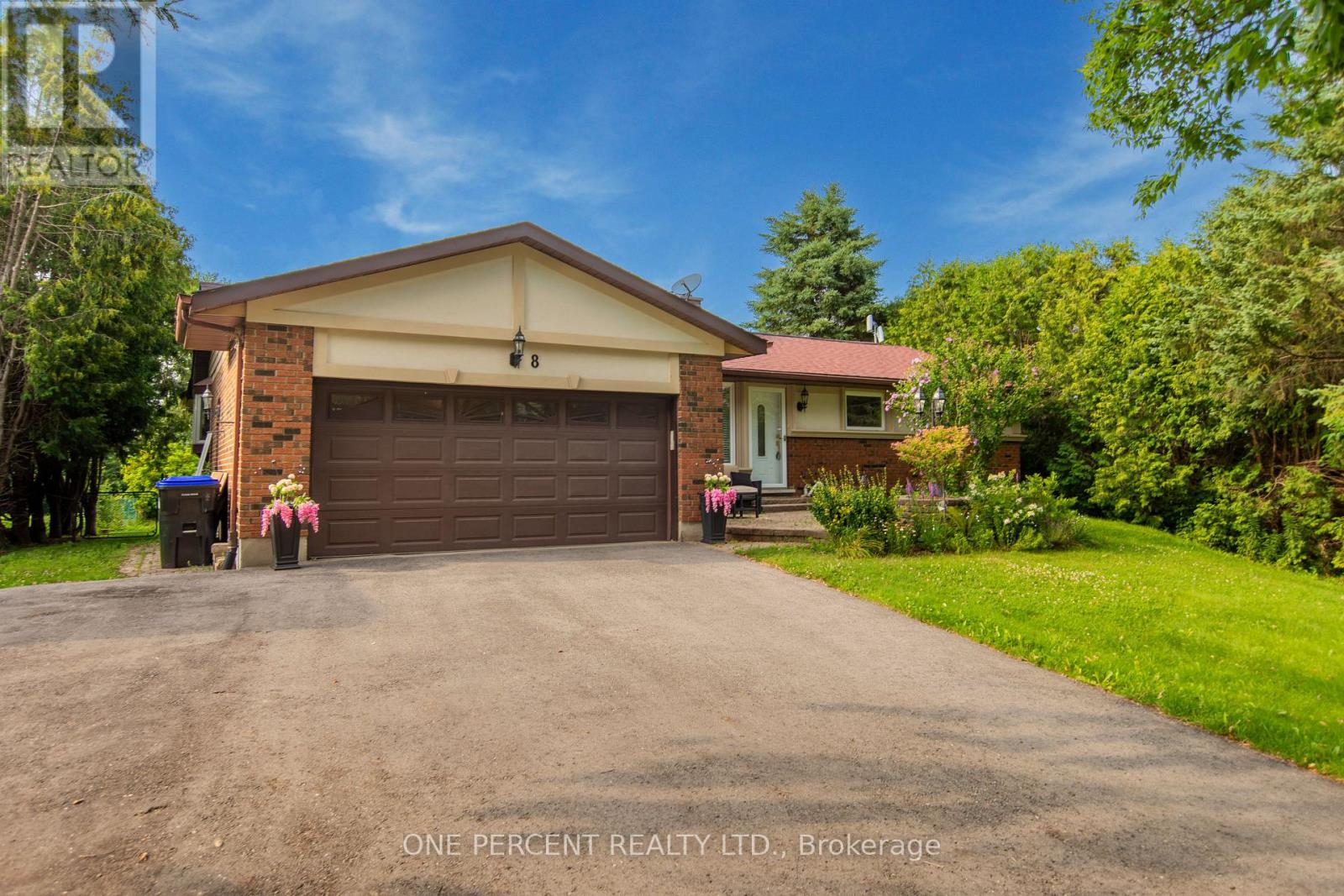 8 Cardwell Court, Adjala-Tosorontio, Ontario  L0G 1W0 - Photo 2 - N13586584