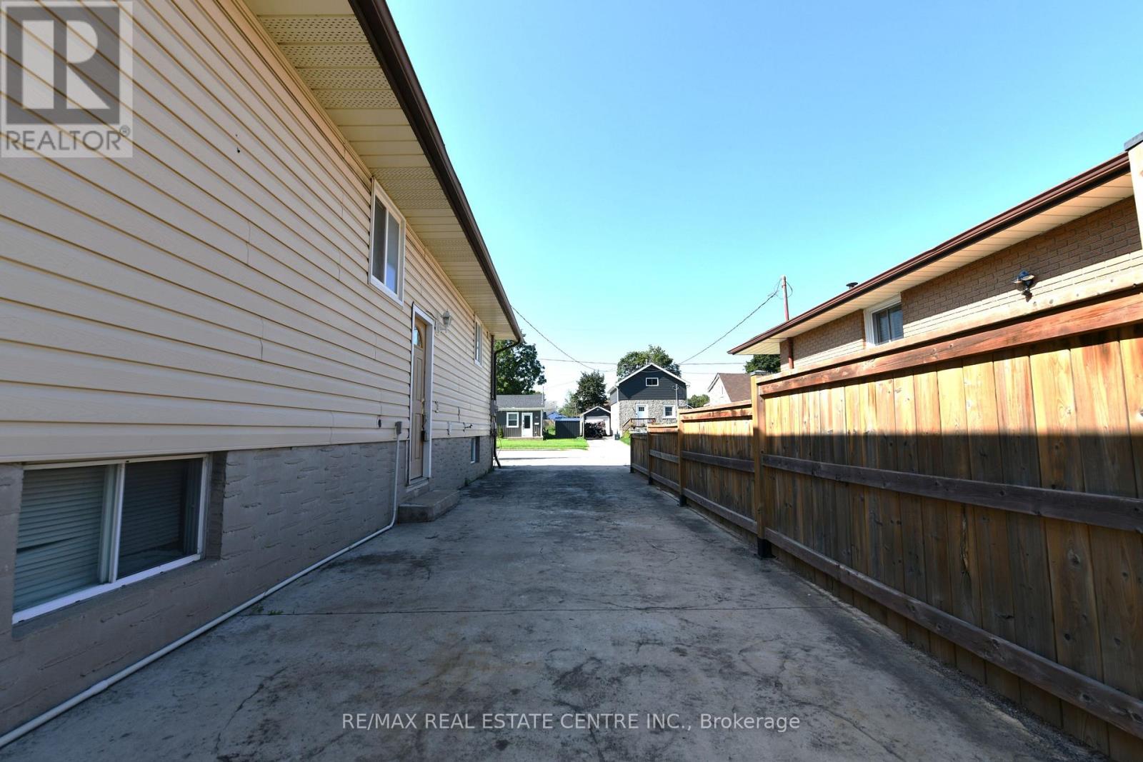 82 Elmwood Avenue, Cambridge, Ontario  N1R 4Y4 - Photo 23 - X13648130