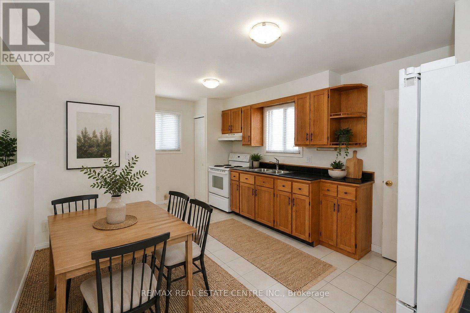 82 Elmwood Avenue, Cambridge, Ontario  N1R 4Y4 - Photo 7 - X13648130