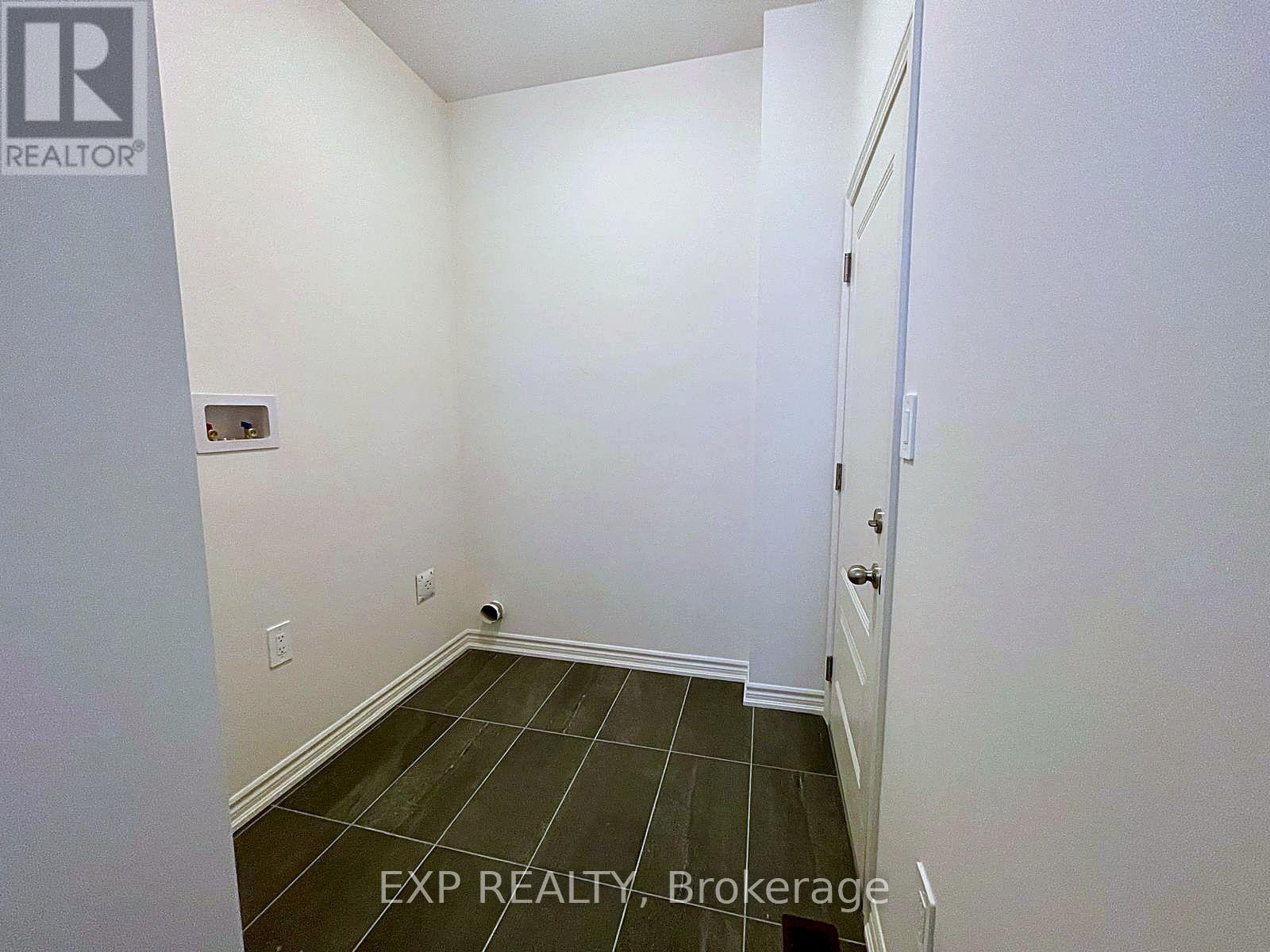 62 Donald Cameron Crescent, Clarington, Ontario  L1E 0M4 - Photo 11 - E13643976