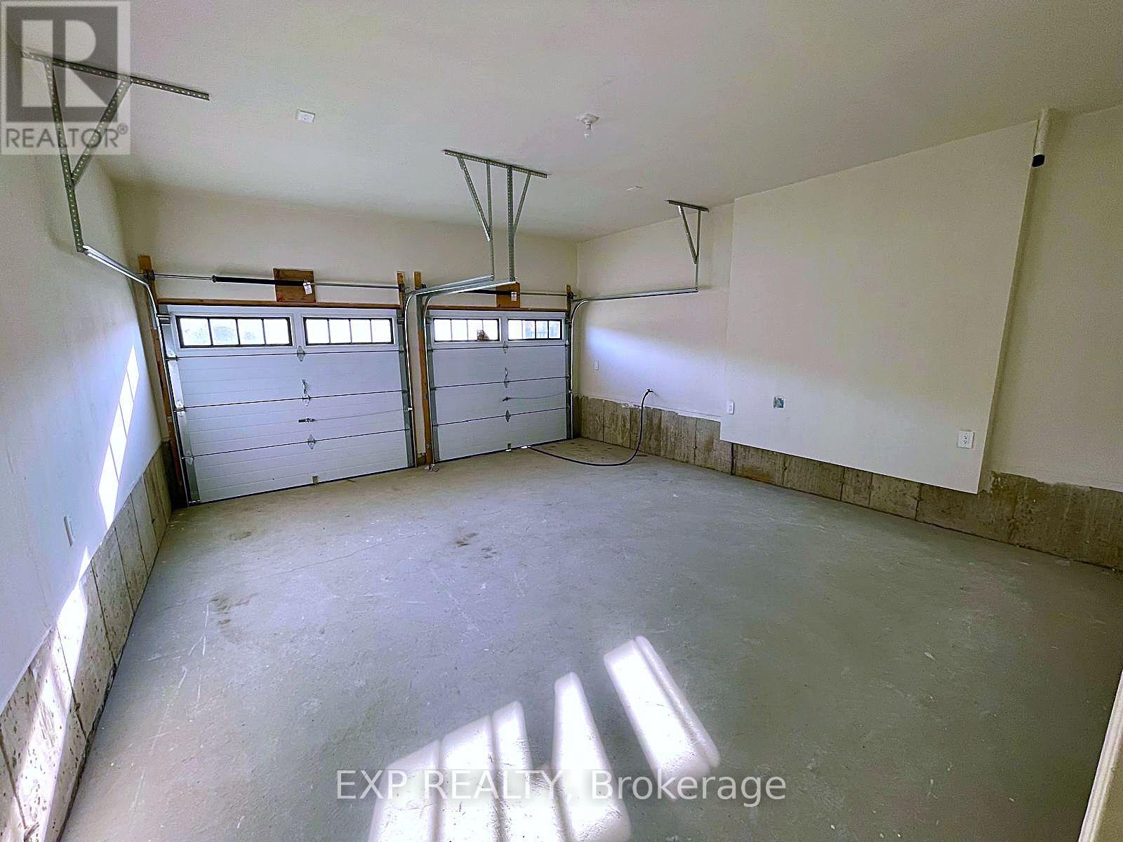 62 Donald Cameron Crescent, Clarington, Ontario  L1E 0M4 - Photo 12 - E13643976