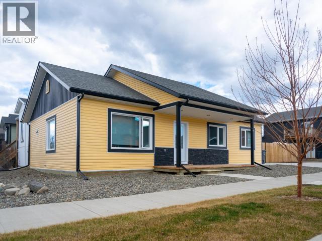 69 Mascot Street, Whitehorse, Yukon  Y1A 0S4 - Photo 2 - 17261