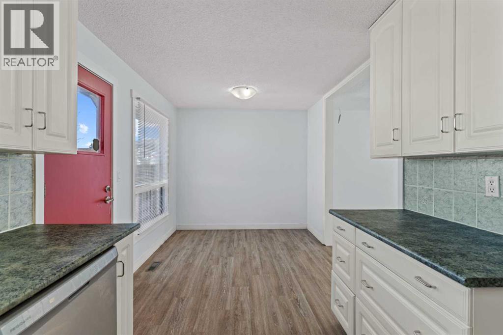 187 Falwood Way NE, Calgary, Alberta  T3J 1A9 - Photo 6 - A2323376