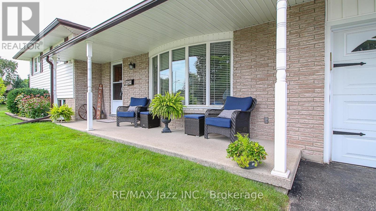 330 Nipigon Street, Oshawa, Ontario  L1J 4N9 - Photo 21 - E13581012