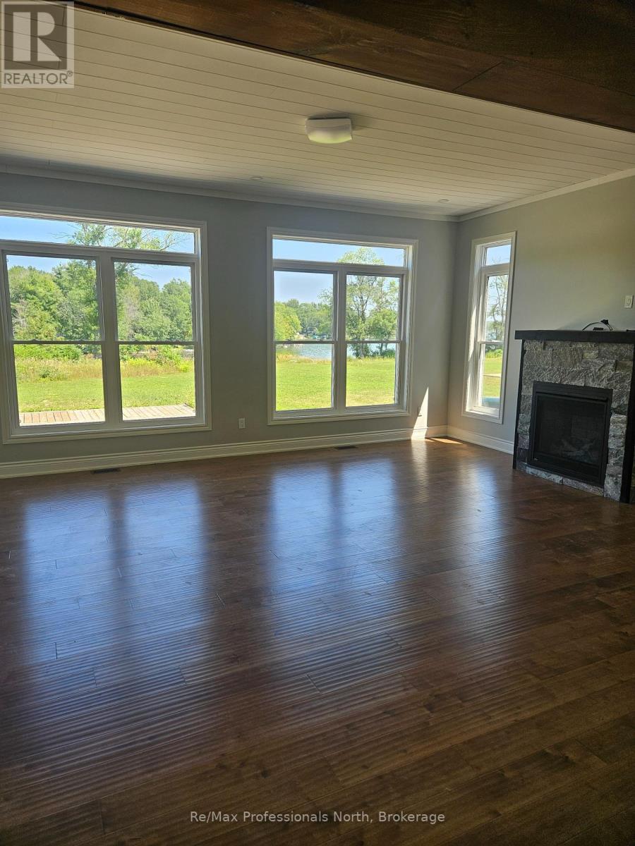 41 Rosy Beach Court, Ramara, Ontario  L0K 2B0 - Photo 4 - S13648208