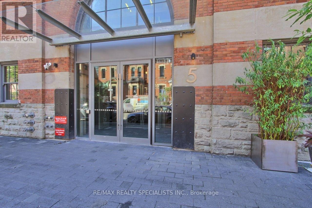 1511 - 5 St Joseph Street, Toronto, Ontario  M4Y 0B6 - Photo 2 - C13648204