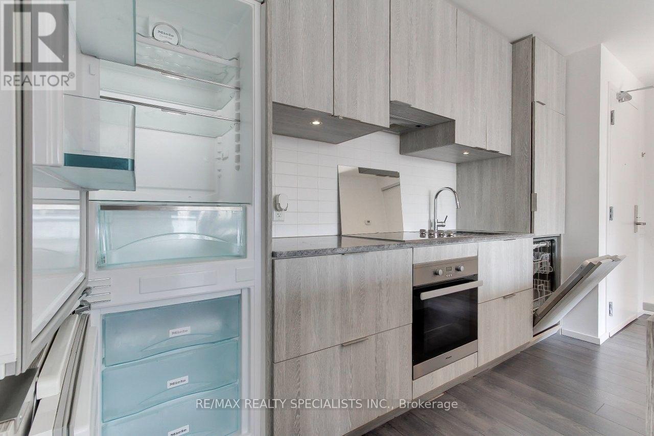 1511 - 5 St Joseph Street, Toronto, Ontario  M4Y 0B6 - Photo 8 - C13648204