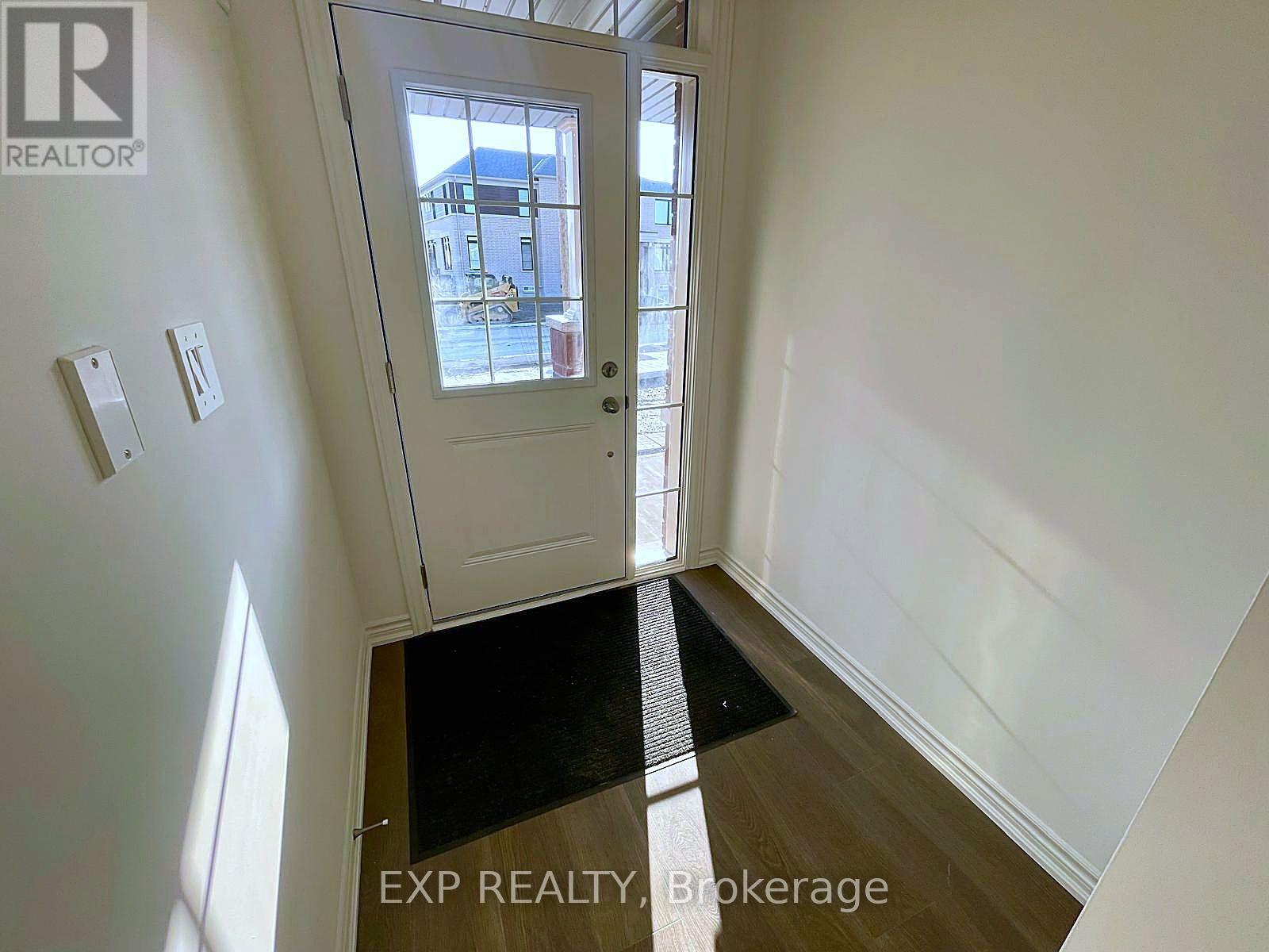 83 Rackham Lane, Clarington, Ontario  L1E 0M1 - Photo 2 - E13648192