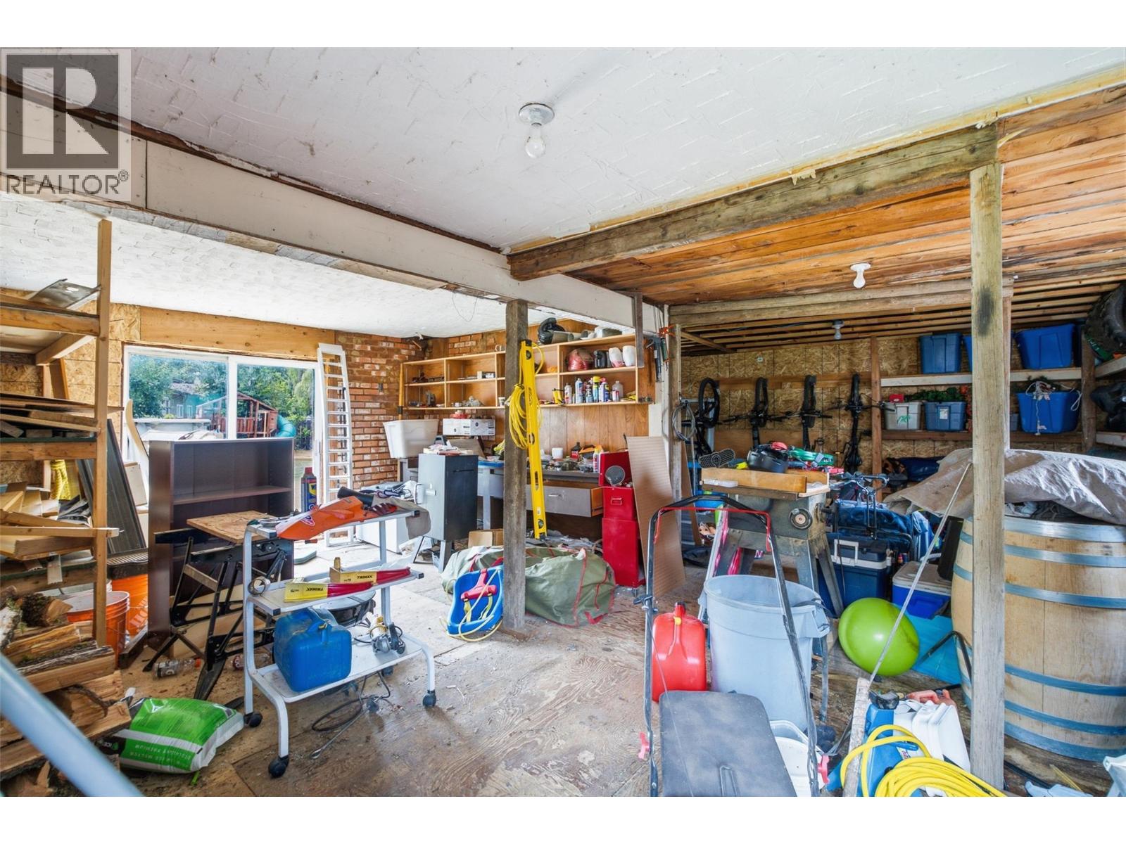 1865 Shumway Road, Kamloops, British Columbia  V2C 6T7 - Photo 65 - 10395279