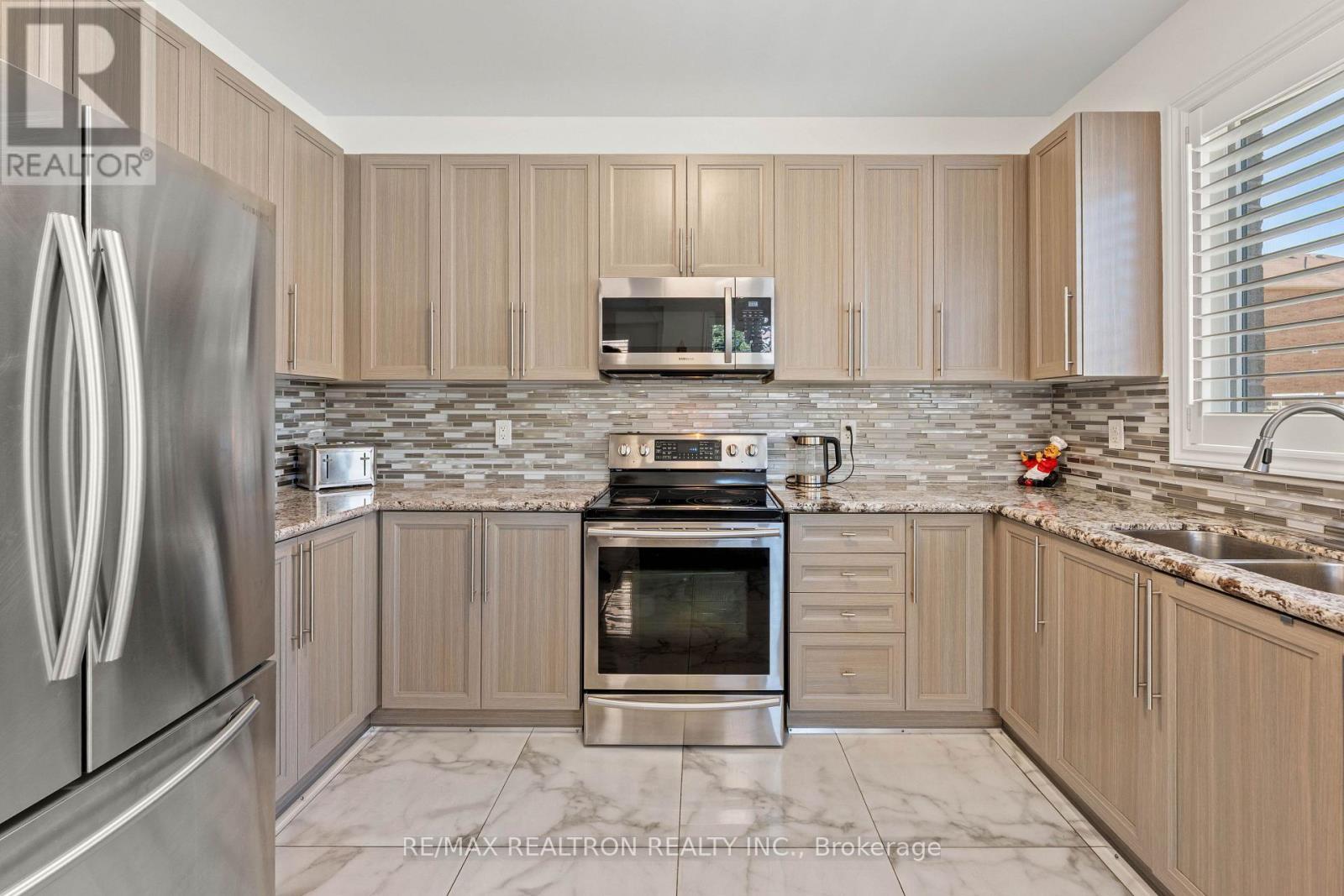 2072 Allison Street, Innisfil, Ontario  L9S 0K7 - Photo 15 - N13648216