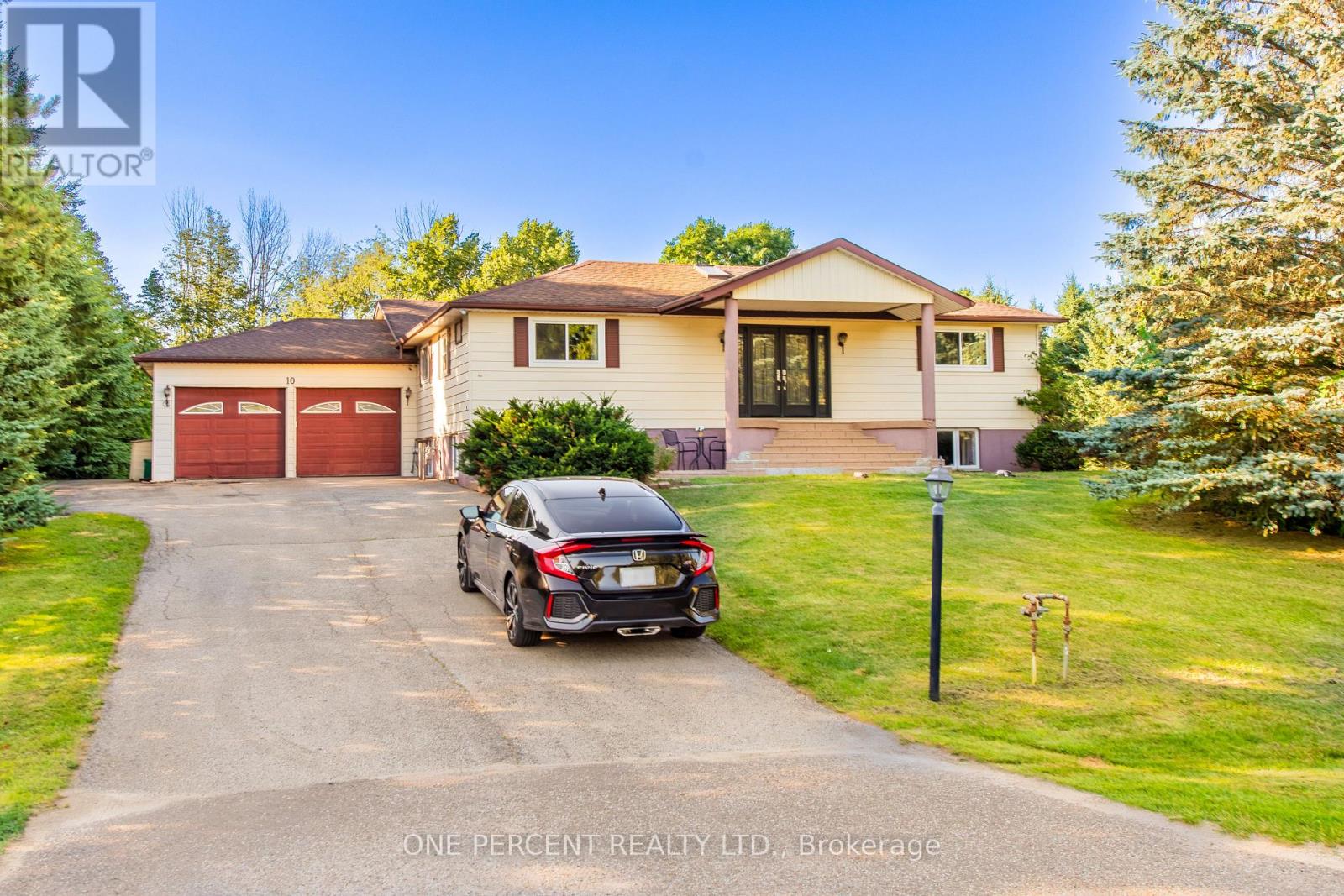 10 CAMPBELL DRIVE, Mono, Ontario