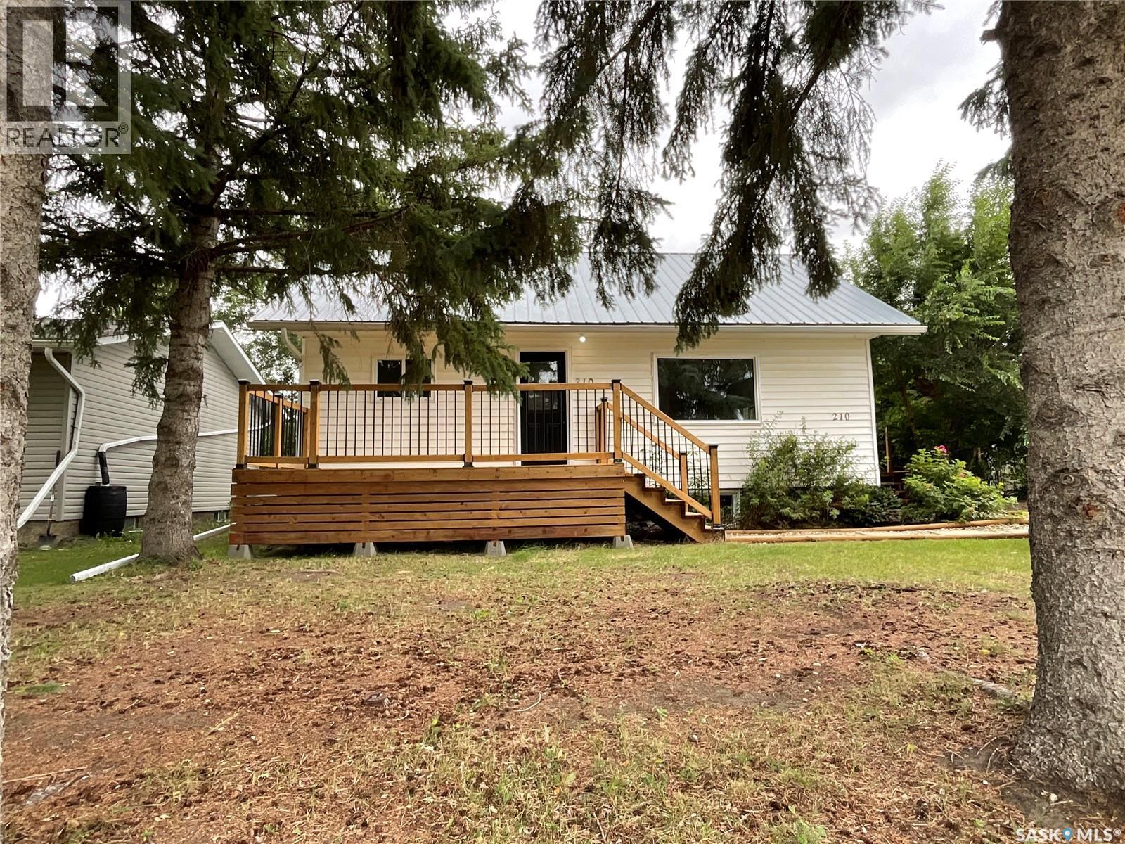210 7th STREET S, Wakaw, Saskatchewan