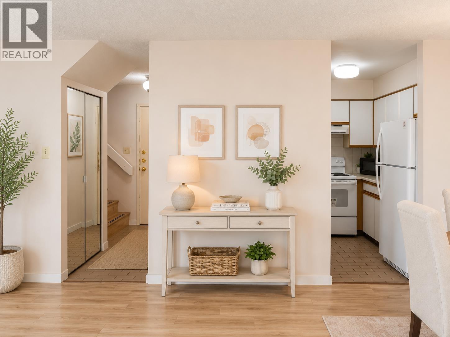 103 5025 Sanders Street, Burnaby, British Columbia  V5H 1S8 - Photo 5 - R3151433