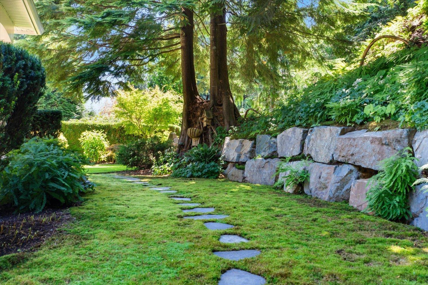9953 Stonegate Place, Little Mountain, Chilliwack, British Columbia  V2P 7W9 - Photo 30 - R3152141