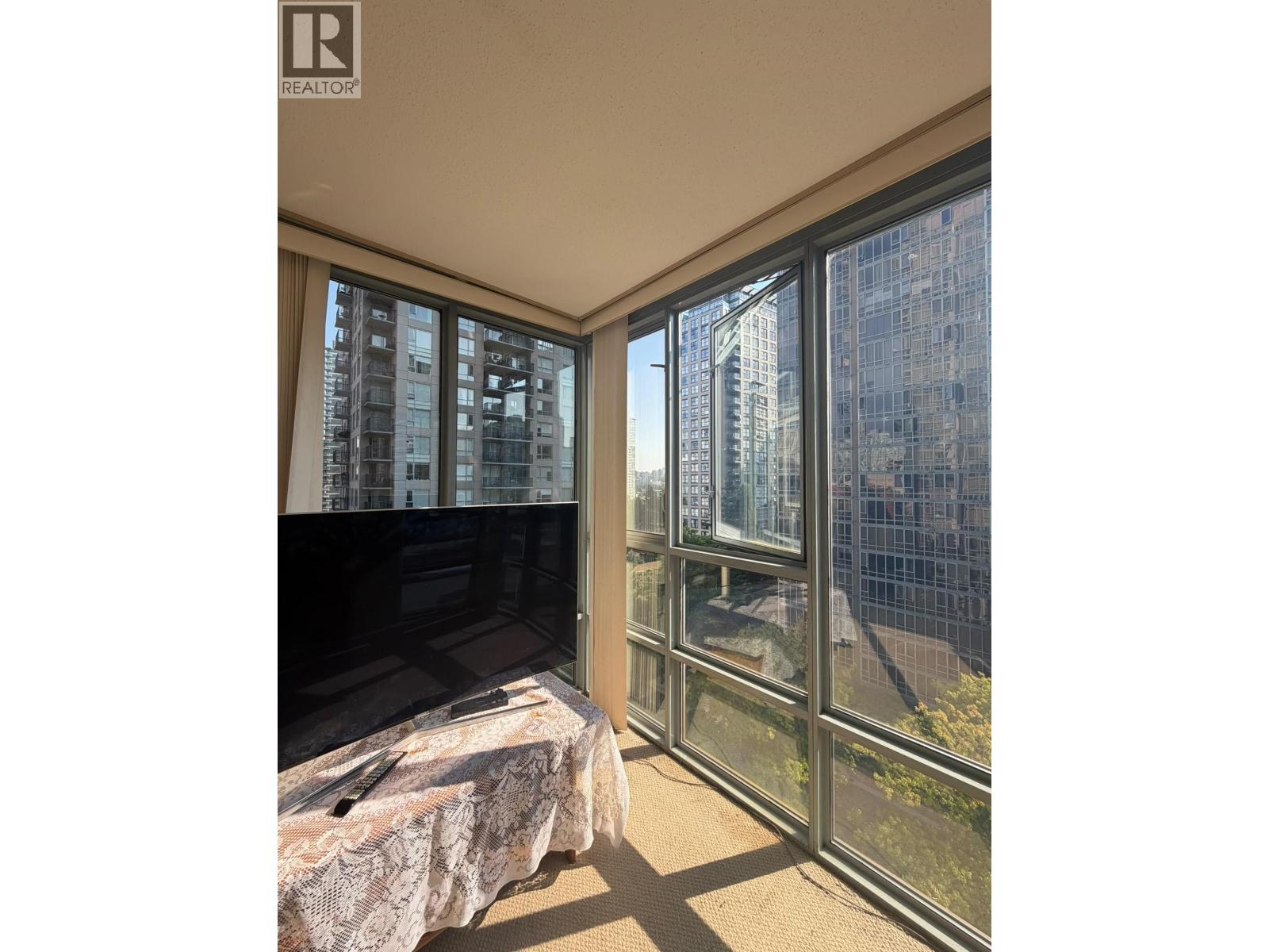 1003 930 Cambie Street, Vancouver, British Columbia V6B 5X6 - Photo 3 - R3153599