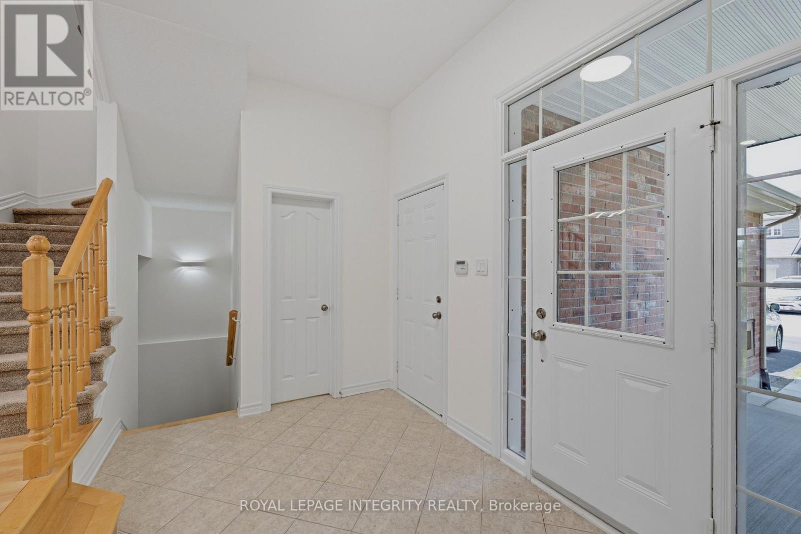 531 Remnor Avenue, Ottawa, Ontario  K2T 0A4 - Photo 4 - X13648254