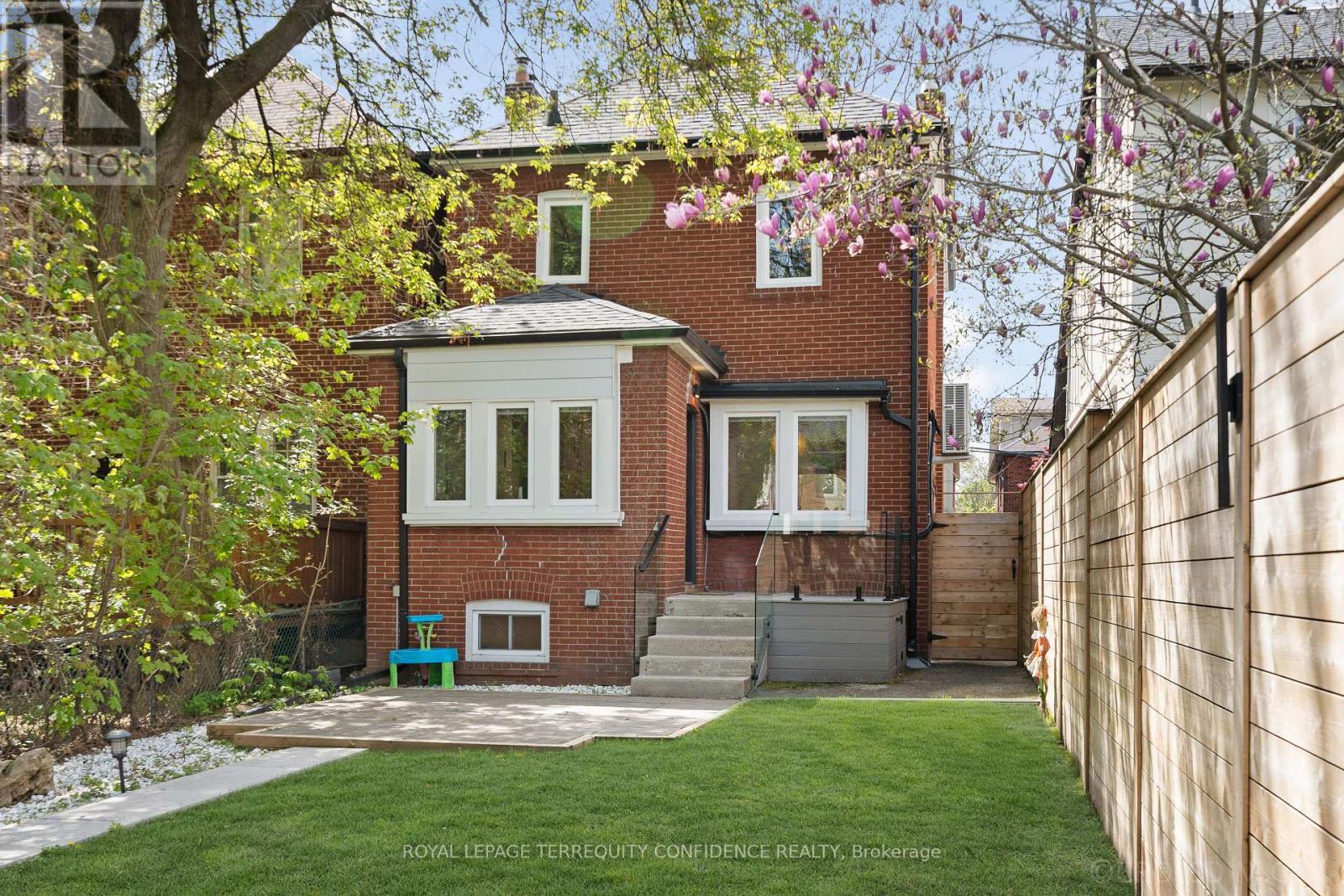 68 Cranbrooke Avenue, Toronto, Ontario  M5M 1M4 - Photo 31 - C13648230