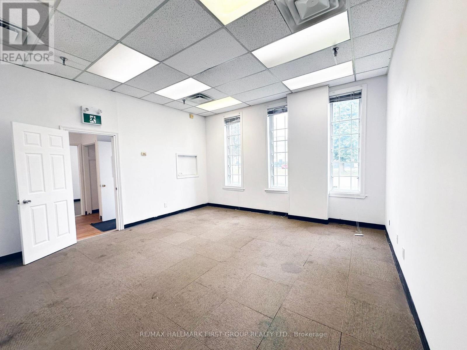 5 - 126 Commercial Avenue, Ajax, Ontario  L1S 2H5 - Photo 2 - E13648256