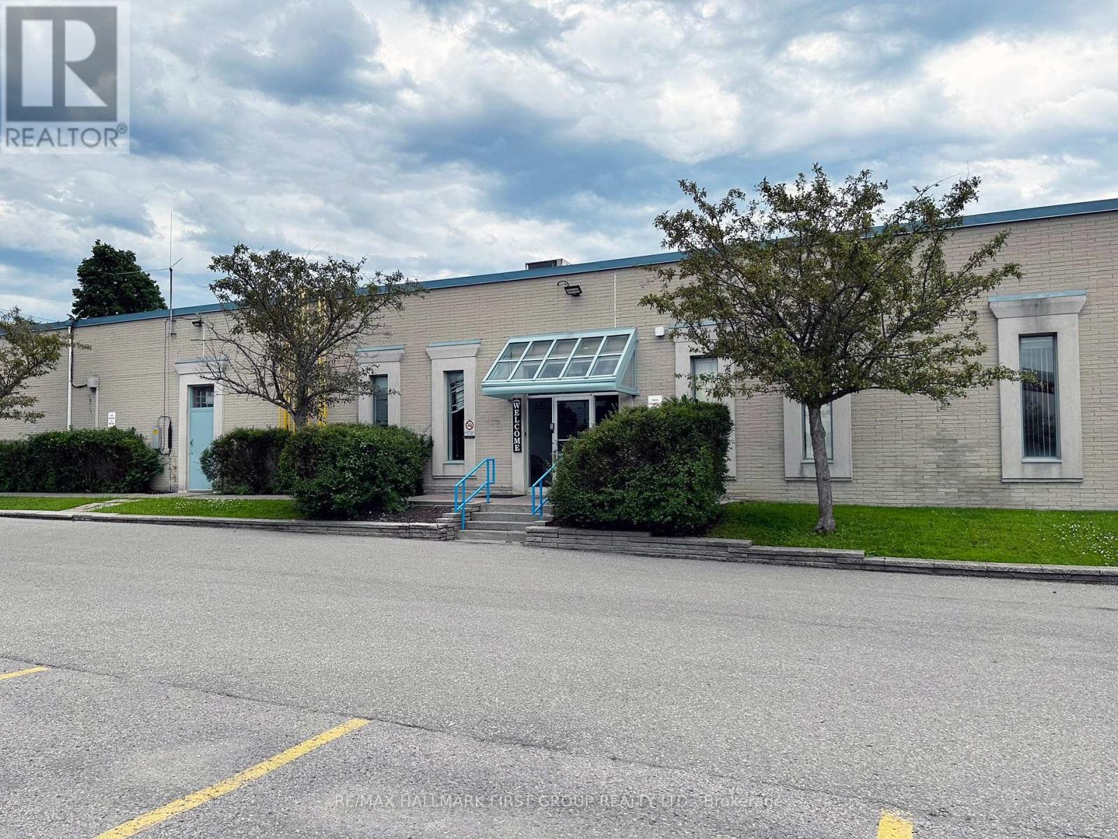 1&3 - 126 COMMERCIAL AVENUE, Ajax, Ontario