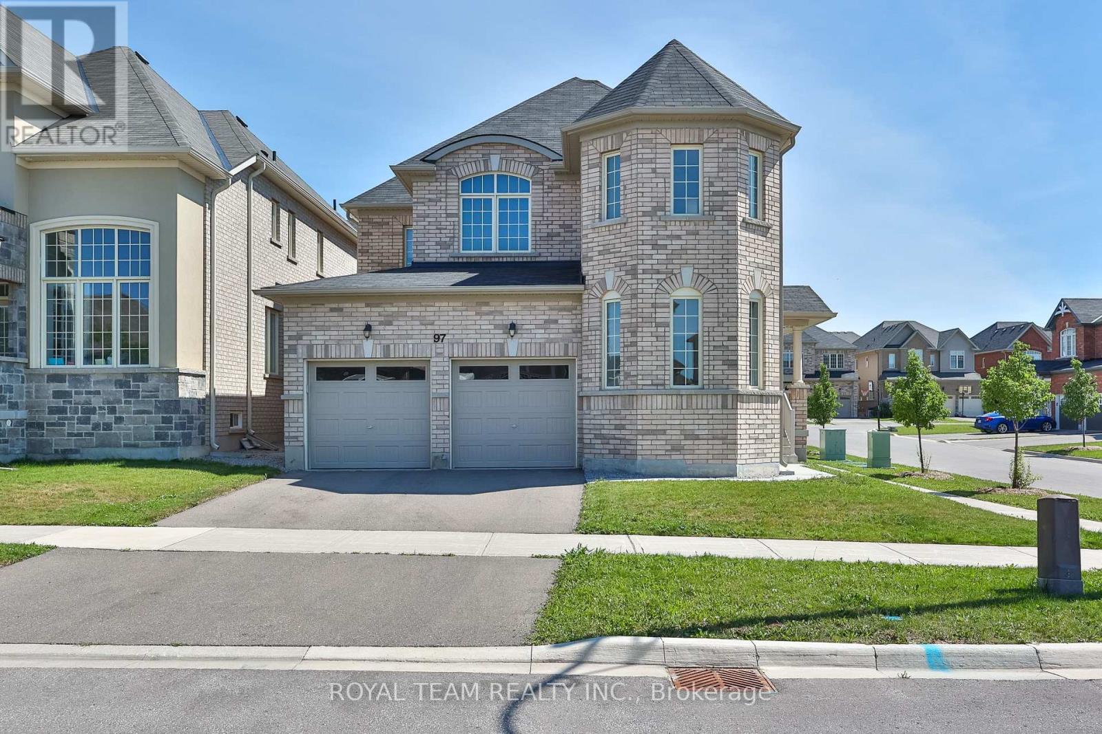 97 KINGKNOLL CRESCENT, Georgina, Ontario