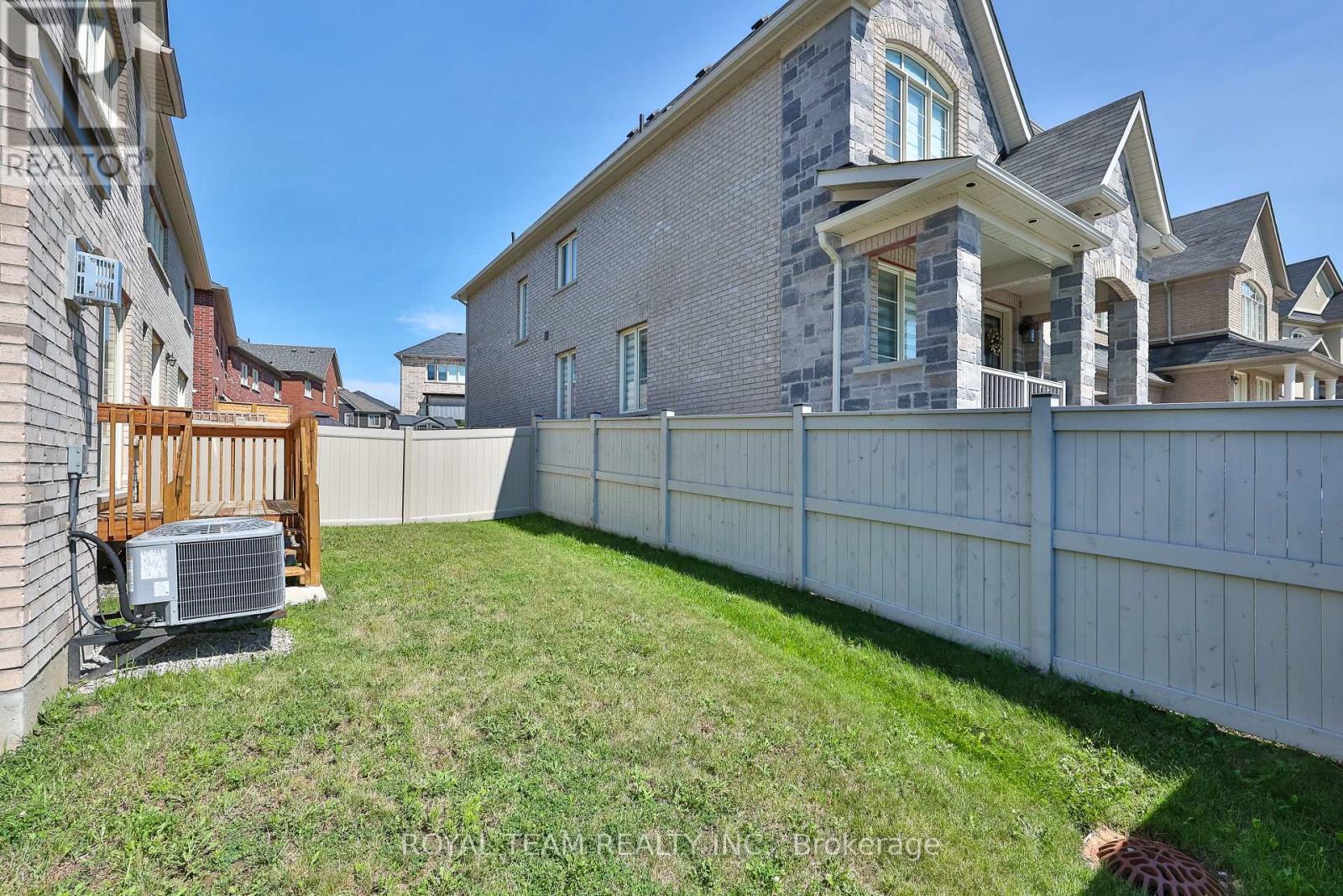 97 Kingknoll Crescent, Georgina, Ontario  L4P 0C9 - Photo 29 - N13648266