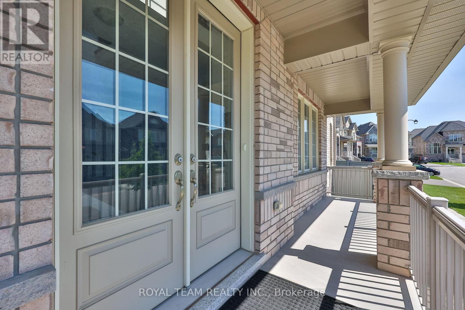 97 Kingknoll Crescent, Georgina, Ontario  L4P 0C9 - Photo 3 - N13648266