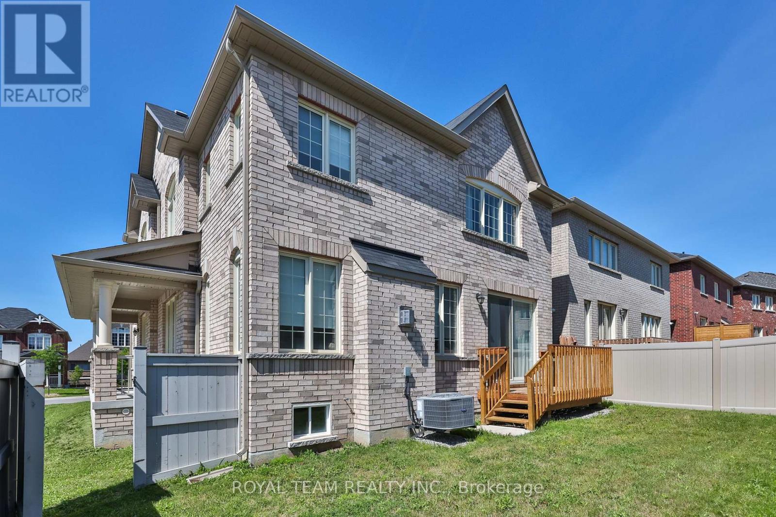 97 Kingknoll Crescent, Georgina, Ontario  L4P 0C9 - Photo 30 - N13648266