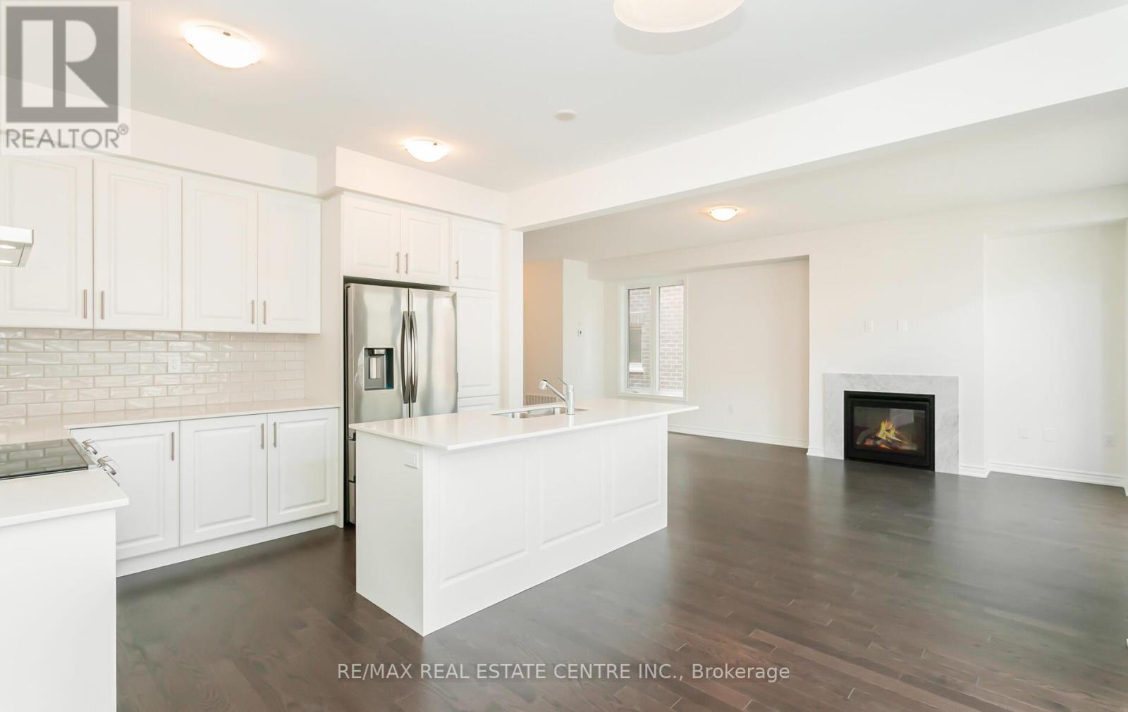 37 Gemini Drive, Barrie, Ontario  L9J 0P5 - Photo 10 - S13648232