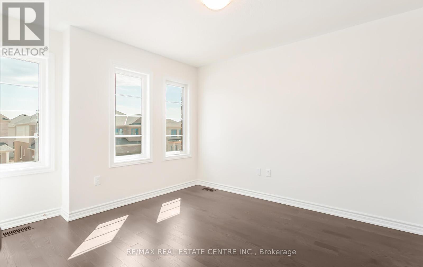 37 Gemini Drive, Barrie, Ontario  L9J 0P5 - Photo 28 - S13648232