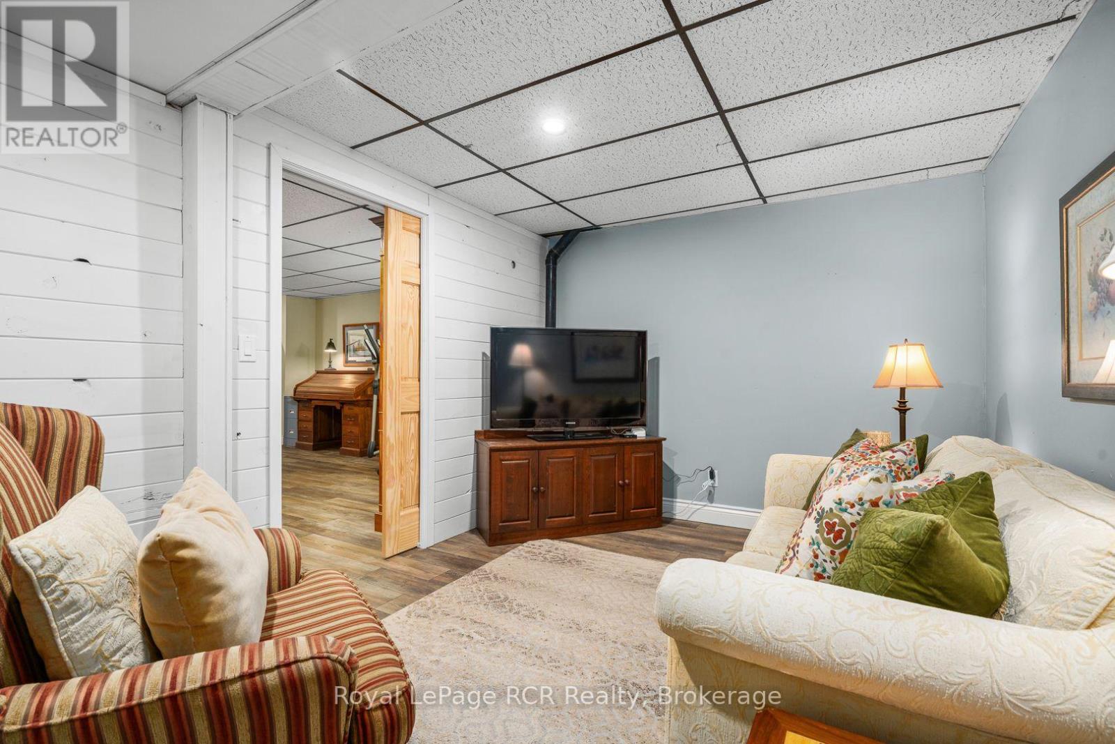 142 12th Avenue, Hanover, Ontario  N4N 2S7 - Photo 27 - X13648240
