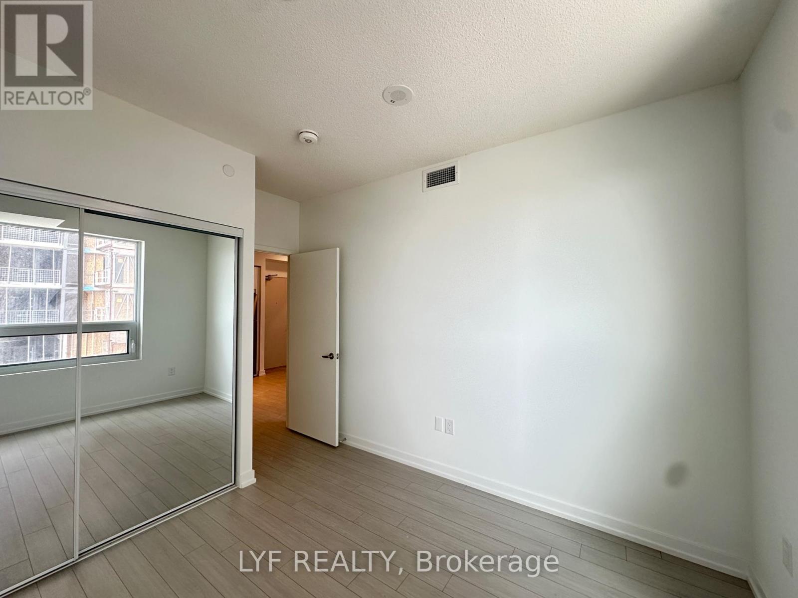 922 - 4010 Eglinton Avenue W, Toronto, Ontario  M9A 0G5 - Photo 8 - W13648226