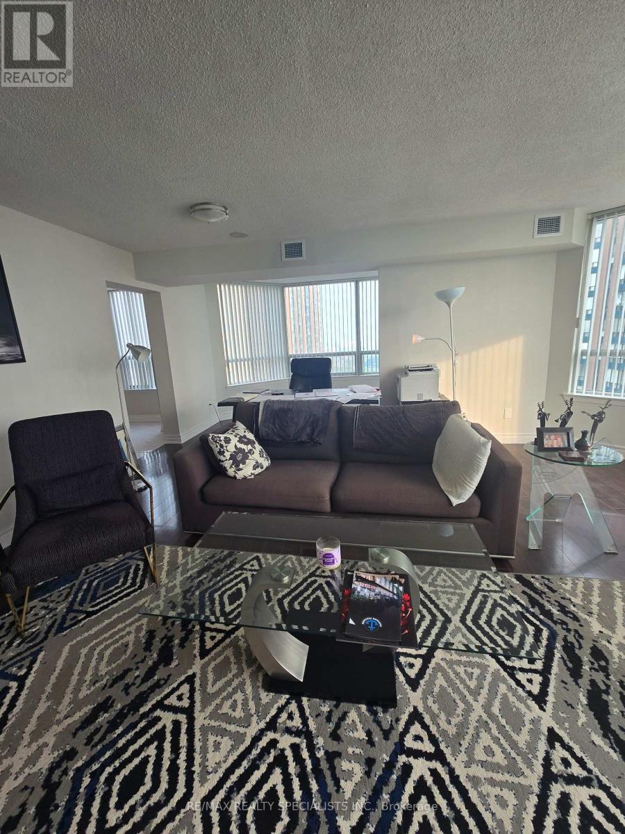 1204 - 135 Hillcrest Avenue, Mississauga, Ontario  L5B 4B1 - Photo 7 - W13648228