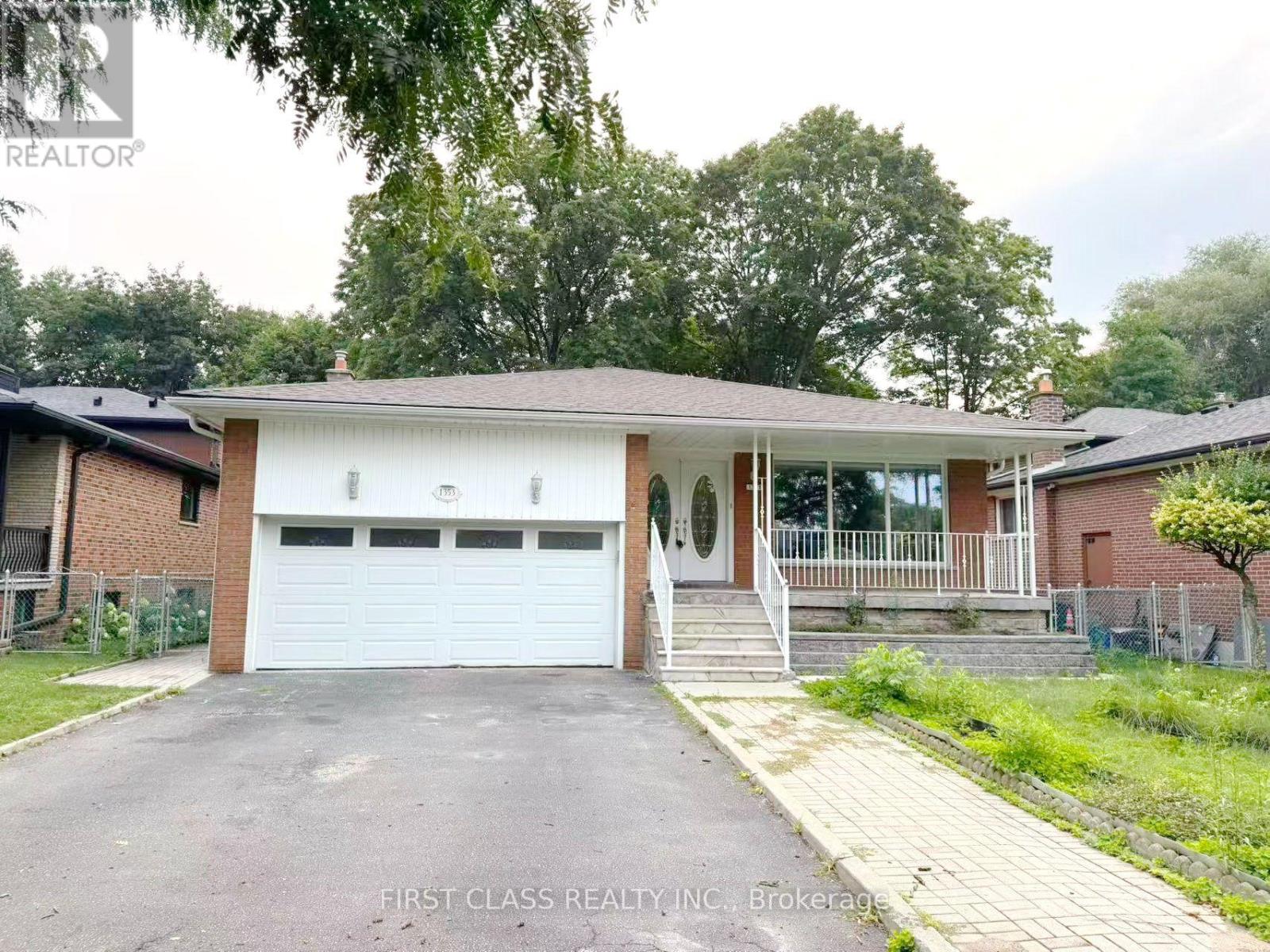 UPPER - 1353 MYRON DRIVE, Mississauga, Ontario