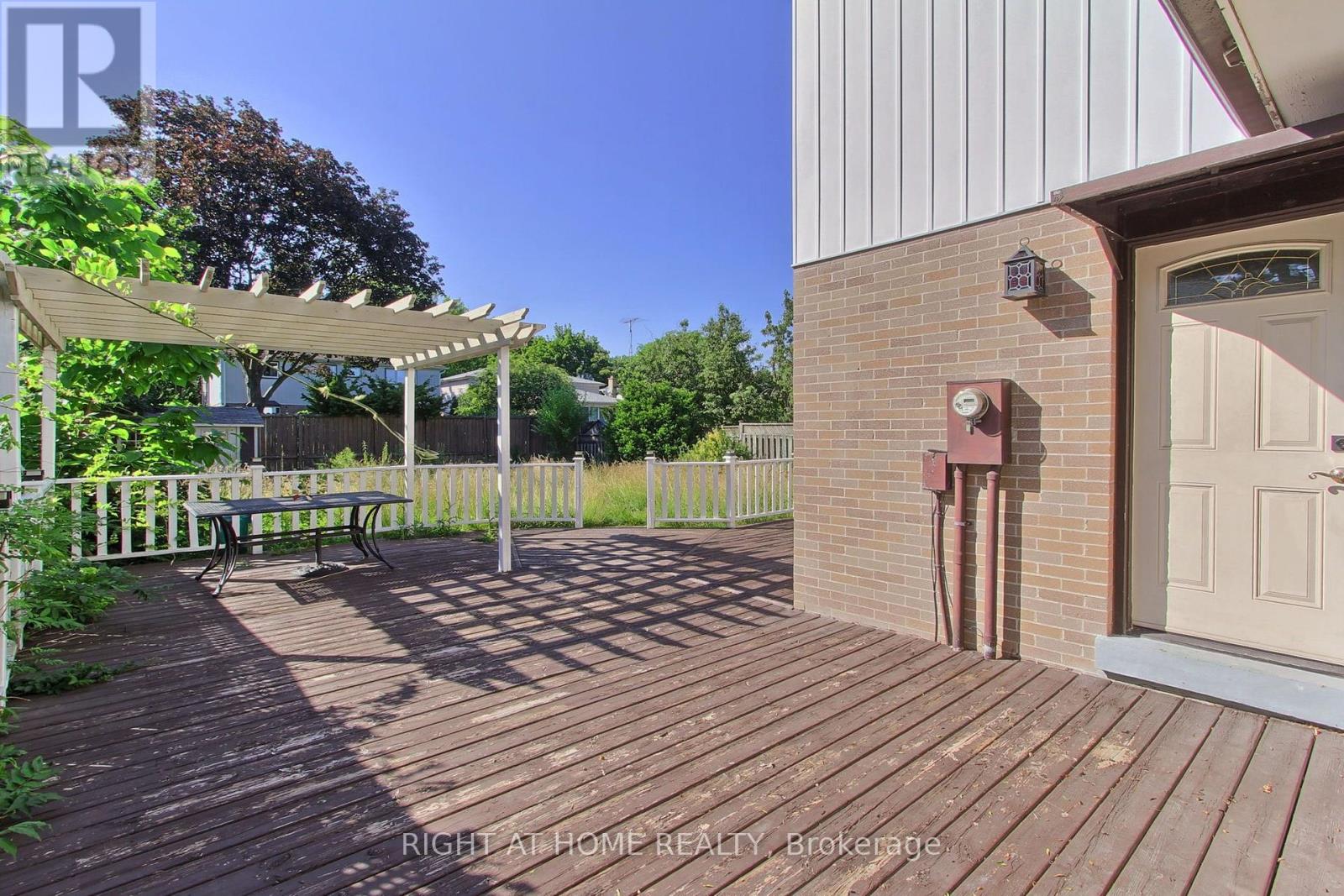 1715 Oberon Crescent, Mississauga, Ontario  L4X 2K7 - Photo 40 - W13648246