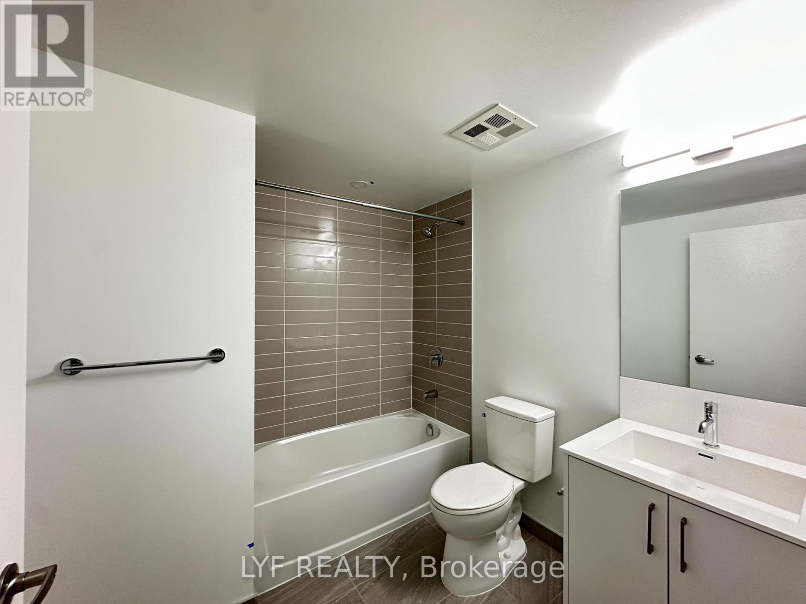 1207 - 4010 Eglinton Avenue W, Toronto, Ontario  M9A 0G5 - Photo 8 - W13648260