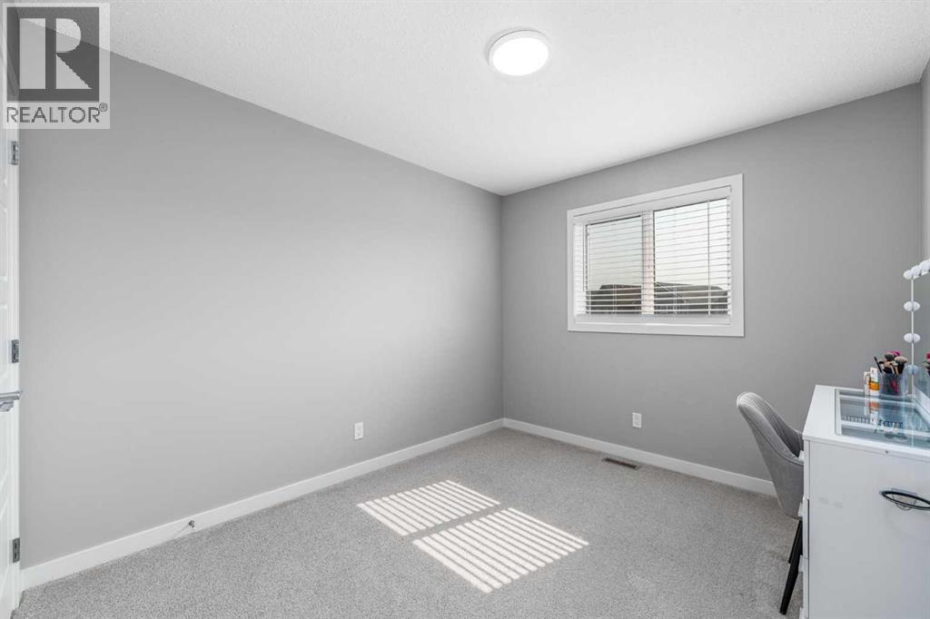 317 Ellen Park, Crossfield, Alberta  T0M 0S0 - Photo 22 - A2335126