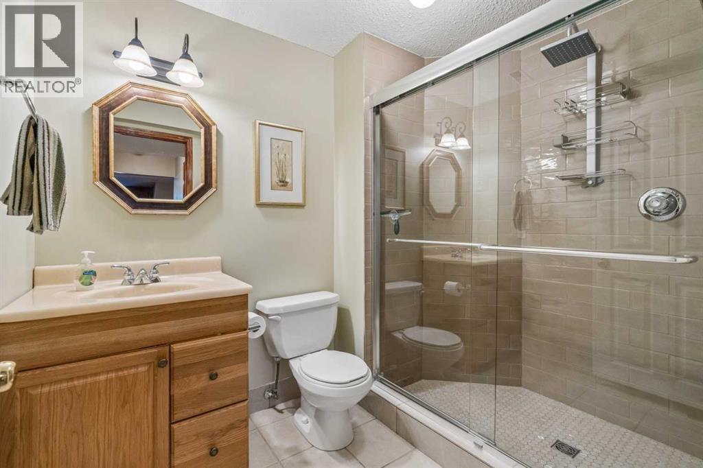 132 Hidden Ranch Crescent Nw, Calgary, Alberta  T3A 5W3 - Photo 33 - A2318654