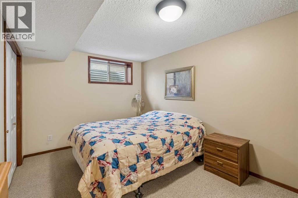 132 Hidden Ranch Crescent Nw, Calgary, Alberta  T3A 5W3 - Photo 31 - A2318654